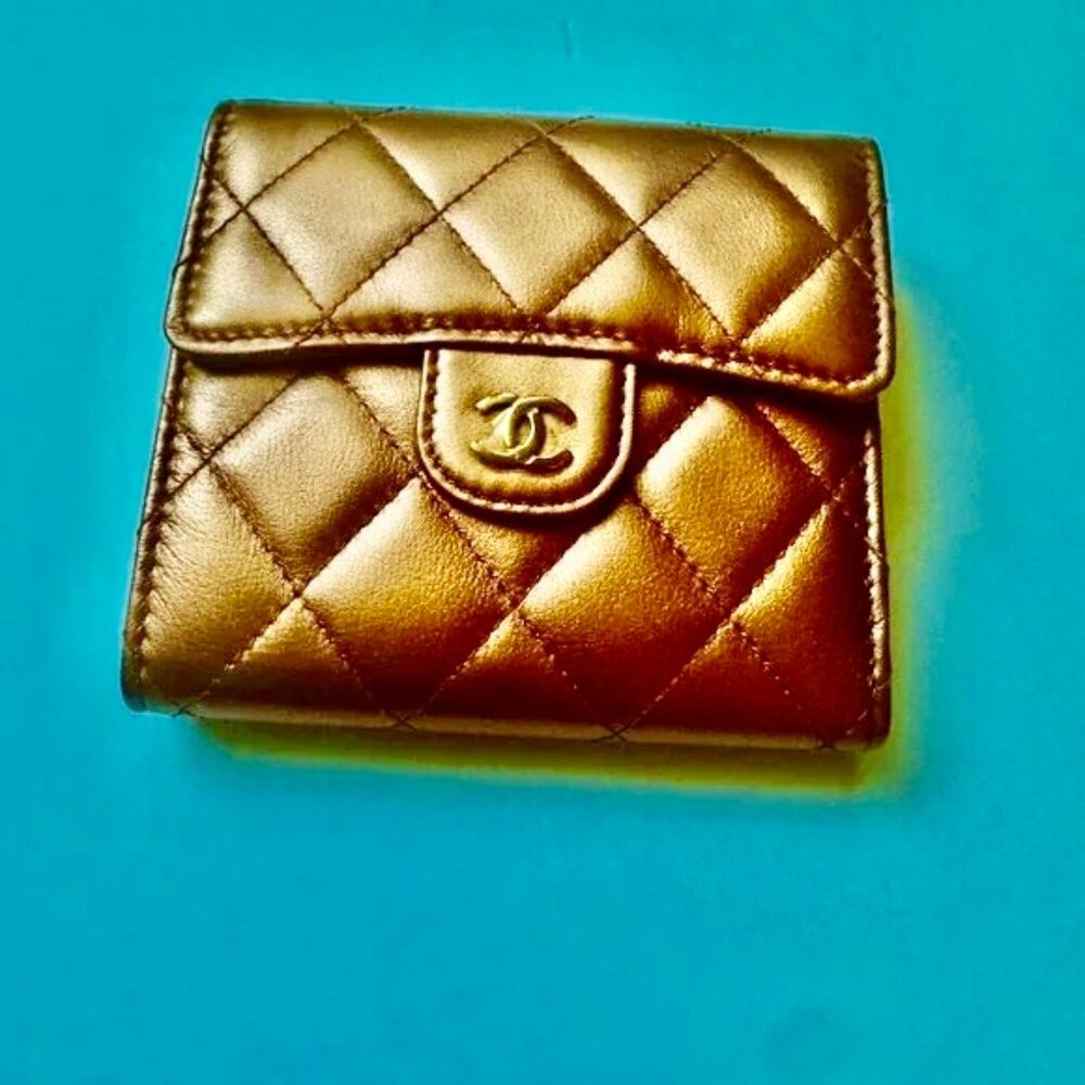 Chanel Leather Logo Wallet metallic rose gold  LIKE NEW square, rare